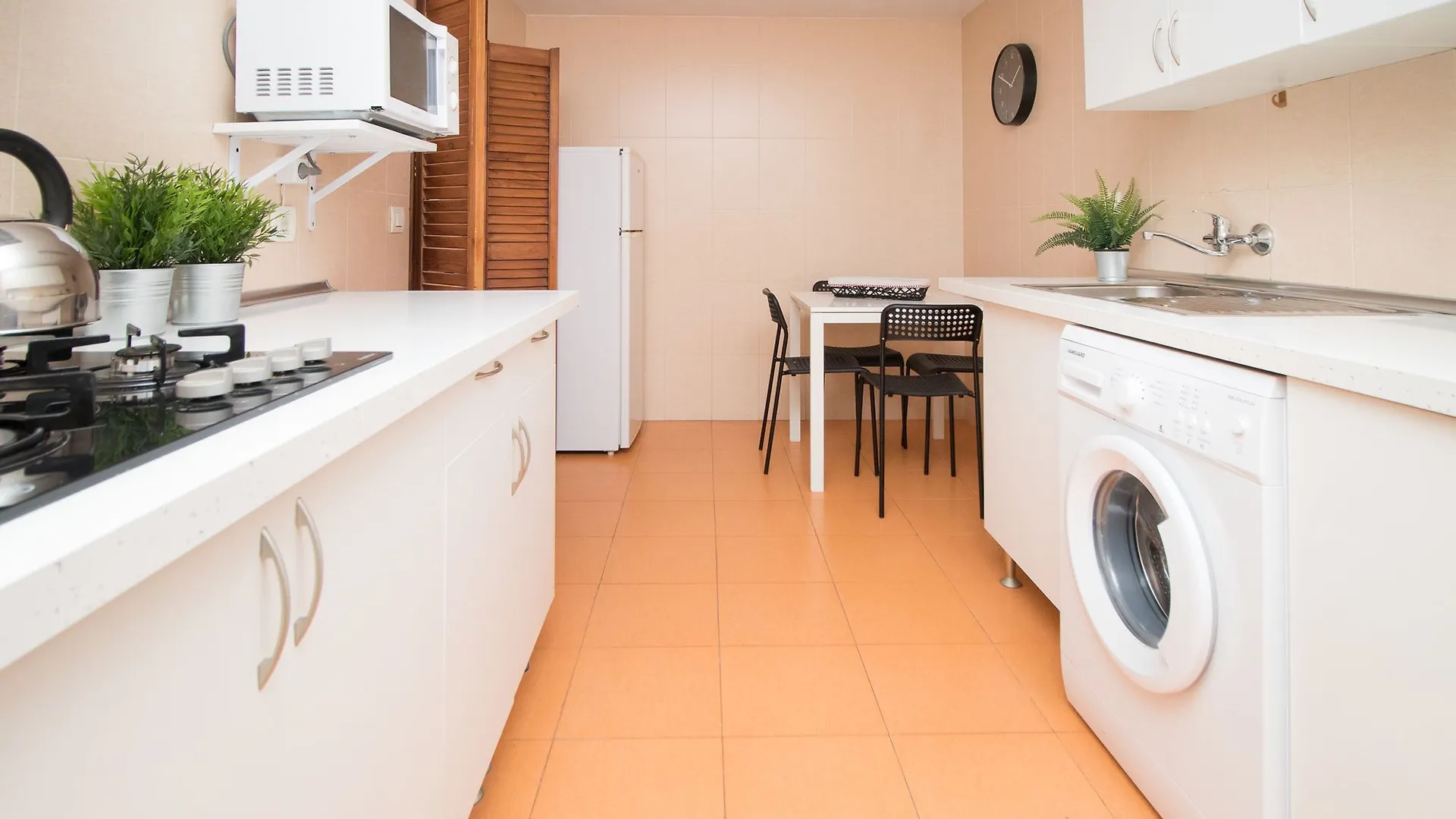 Stunning 3 Bedrooms Apartment Málaga