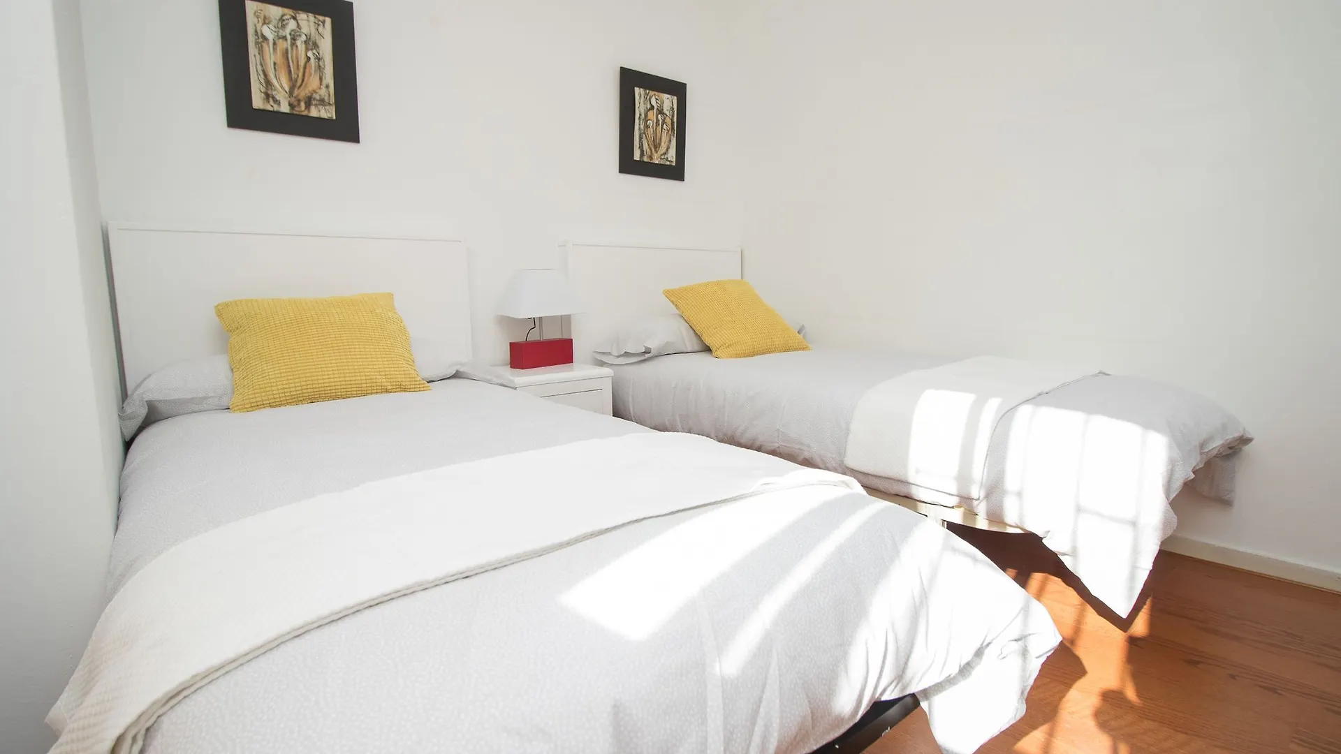 Stunning 3 Bedrooms Apartment Màlaga