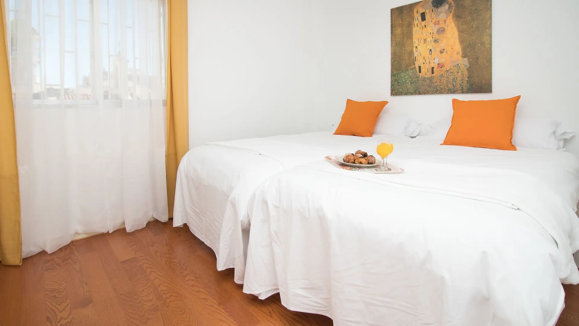 Stunning 3 Bedrooms Apartment Màlaga 0*,  Španělsko